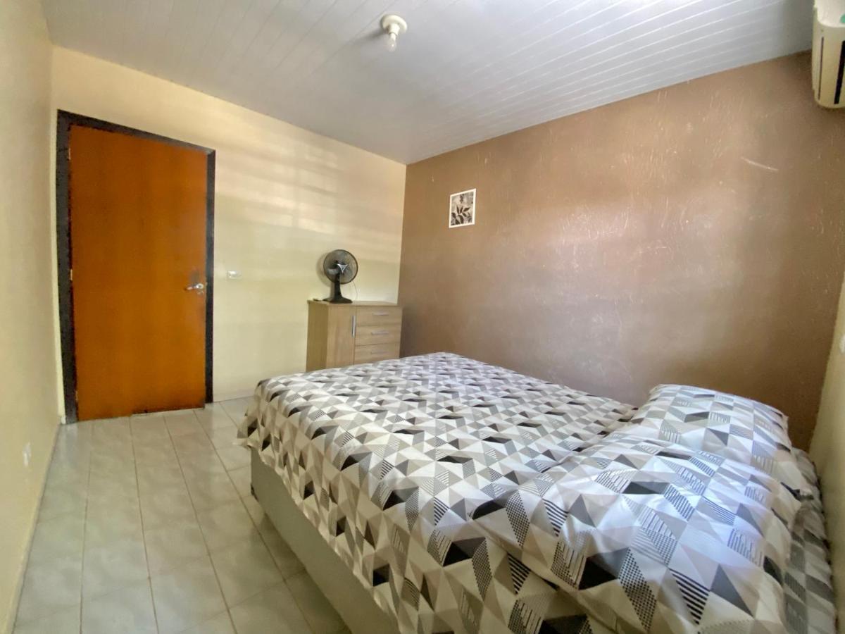 Casa Grande Com 2 Quartos E 1 Suite Foz do Iguaçu Extérieur photo