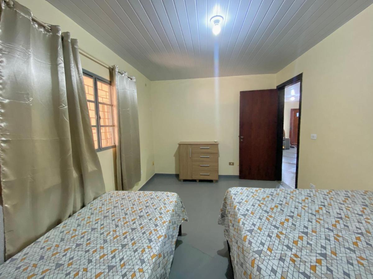 Casa Grande Com 2 Quartos E 1 Suite Foz do Iguaçu Extérieur photo