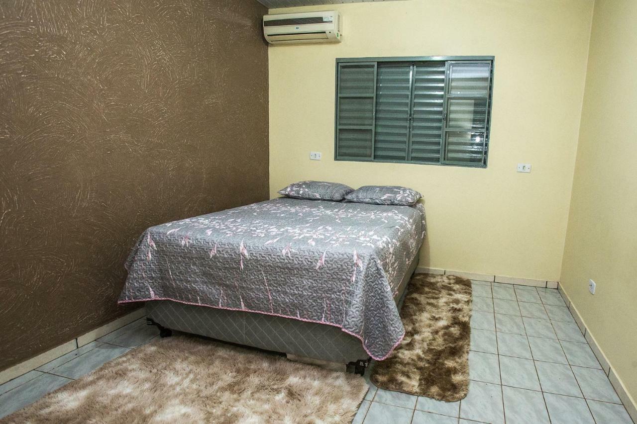 Casa Grande Com 2 Quartos E 1 Suite Foz do Iguaçu Extérieur photo